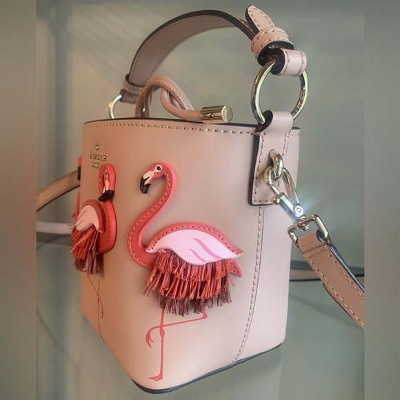 Kate Spade Pippa Flamingo by the Pool Bucket Bag Raffia Trim Pink Crossbody - Picture 2 of 11